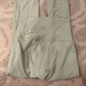 Lululemon Women Leggings in Light Green
